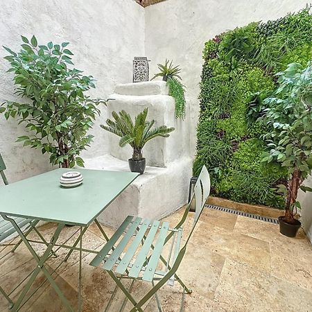 Le Petit Patio Apartment Aix-en-Provence Exterior photo